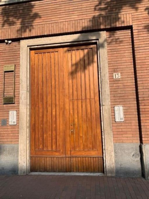 Appartamento Incantevole A パルマ エクステリア 写真